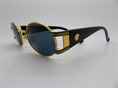 lunettes versace vintage style.